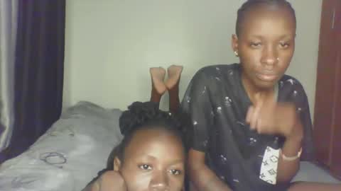 Snapshot of hornysouls01 chatting on 09-11-25, 03:23 hornysouls01 online show from 09-11-25, 03:23