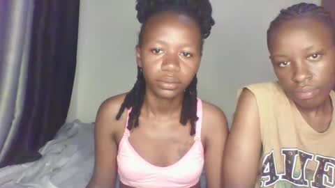 Snapshot of hornysouls01 chatting on 09-12-25, 05:07 hornysouls01 online show from 09-12-25, 05:07
