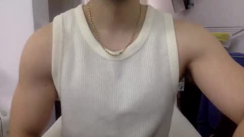 hornyspaniard93 online show from 01-11-26, 03:17