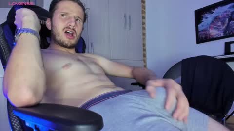 horse_man2 online show from 09-20-25, 01:50