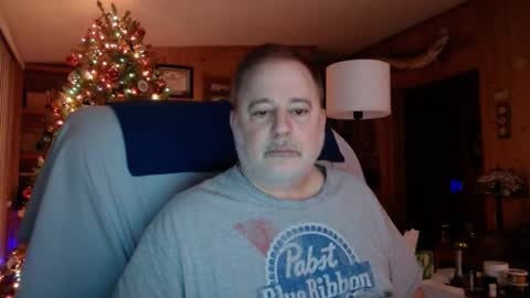 Snapshot of horsebigballs chatting on 01-27-25, 01:16 horsebigballs online show from 01-27-25, 01:16