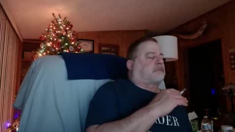 Snapshot of horsebigballs chatting on 01-31-25, 07:18 horsebigballs online show from 01-31-25, 07:18