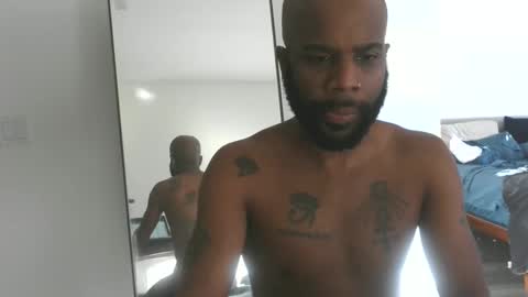 Snapshot of horus00 chatting on 01-10-25, 02:02 Horus00 online show from 01-10-25, 02:02