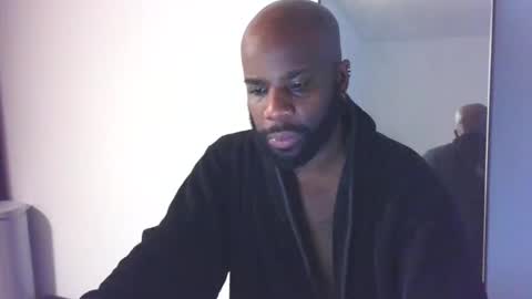 Snapshot of horus00 chatting on 02-06-25, 12:37 Horus00 online show from 02-06-25, 12:37