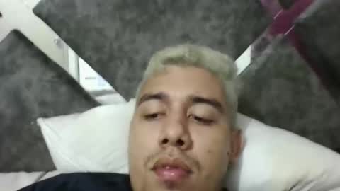 hot2512 online show from 12-18-25, 05:13