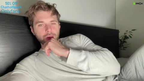 Edward aka Wolf online show from 12-18-24, 08:47