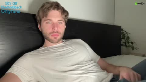 Edward aka Wolf online show from 01-16-25, 09:51