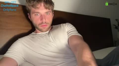 Snapshot of hot8pack01 chatting on 07-17-26, 08:46 Edward aka Wolf online show from 07-17-26, 08:46
