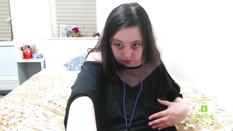 Lila online show from 02-17-25, 04:04