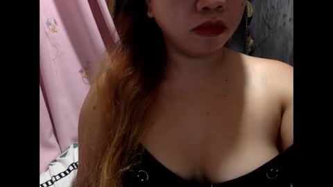 hot_april214 online show from 12-19-25, 11:17