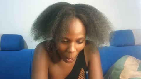 Snapshot of hot_berry2003 chatting on 02-02-25, 02:27 Millie online show from 02-02-25, 02:27