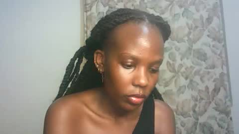 Millie online show from 11-23-25, 09:14