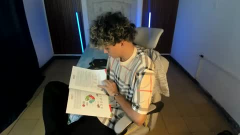 hot bunny online show from 11-27-25, 04:53