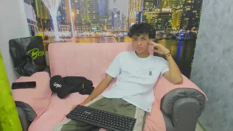 hot bunny online show from 12-20-25, 01:07