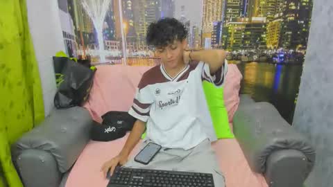 hot bunny online show from 12-21-25, 01:07