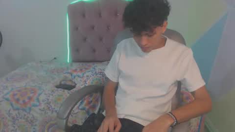 Snapshot of hot_bunny777_ chatting on 01-06-26, 09:50 Salomon online show from 01-06-26, 09:50