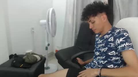 Snapshot of hot_bunny777_ chatting on 01-07-26, 10:23 Salomon online show from 01-07-26, 10:23