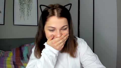 LiluCaroline online show from 01-06-25, 04:02