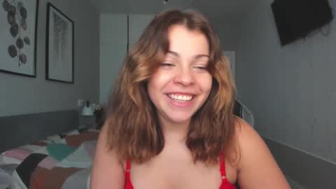 LiluCaroline online show from 02-16-25, 01:38