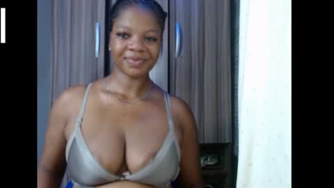 Snapshot of hot_choco_choco chatting on 12-05-25, 07:21 peace online show from 12-05-25, 07:21