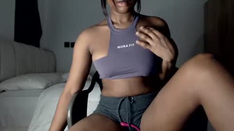 sonia  mis choco online show from 11-22-25, 01:26