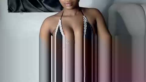 sonia  mis choco online show from 04-15-26, 09:38