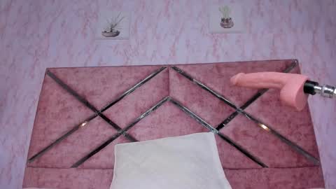 Emily online show from 10-19-25, 11:44