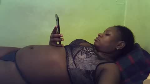 hot_girlly online show from 11-17-25, 03:45