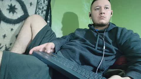 hot_guy36 online show from 01-18-26, 05:06