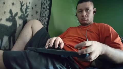 hot_guy36 online show from 04-09-26, 03:28