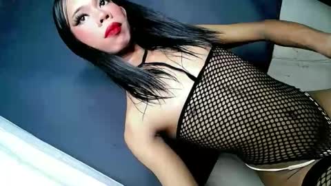Snapshot of hot_impress chatting on 02-08-26, 01:53 Yllana Marie online show from 02-08-26, 01:53