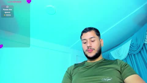Alejandro online show from 10-23-25, 04:23