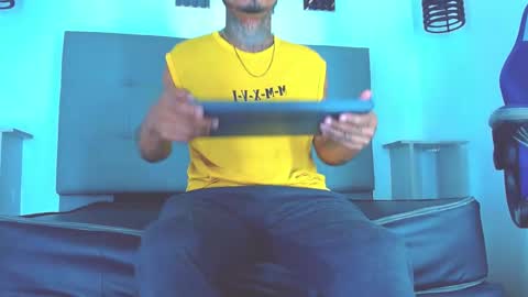 SEXY COUPLE  online show from 01-10-26, 12:40