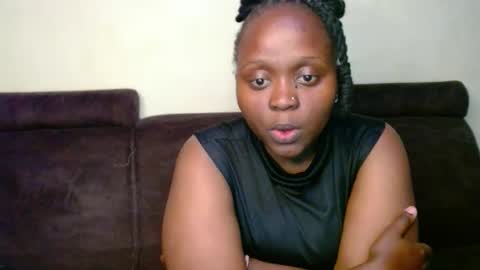 Linah online show from 12-03-25, 06:39