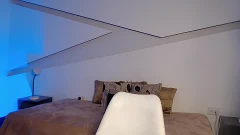 Alana online show from 11-07-25, 09:48