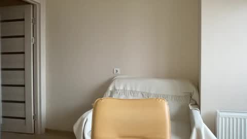 Lina online show from 12-27-24, 12:23