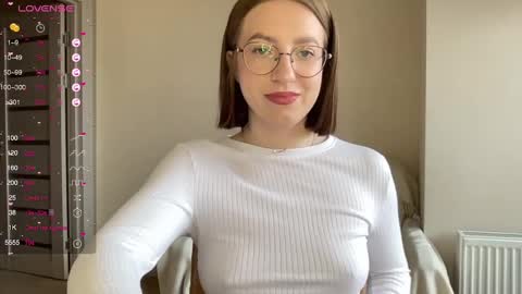 Lina online show from 01-21-25, 10:41