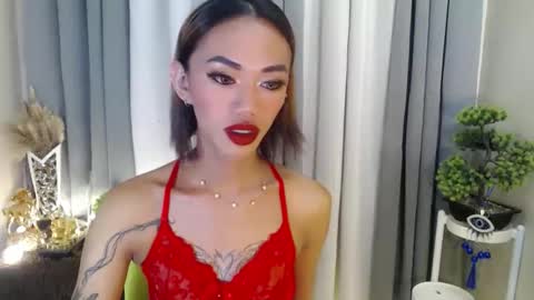 hot_petit69 online show from 02-05-26, 11:20