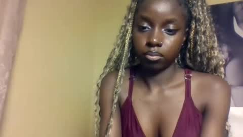 Snapshot of hot_pussy_ebony chatting on 10-31-25, 07:48 hot_pussy_ebony online show from 10-31-25, 07:48