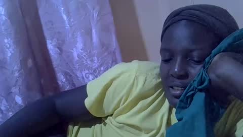 RAYLAH online show from 01-31-26, 07:34