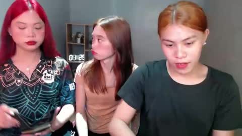 Snapshot of hot_selenaxx chatting on 12-28-24, 05:55 Selena online show from 12-28-24, 05:55