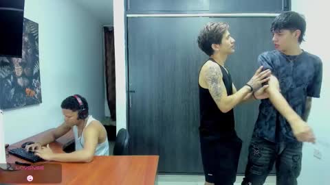 Vanesa Oliver and Andrew online show from 01-19-26, 11:25