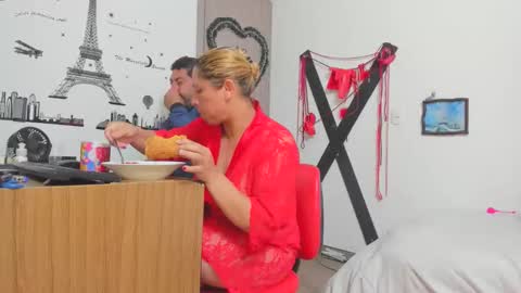 hotandfierylatinos online show from 09-09-25, 11:32