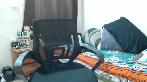 Snapshot of hotandpower10 chatting on 12-27-24, 08:13 Hot and PowerHOPE U MISS ME online show from 12-27-24, 08:13