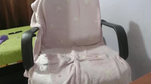 Snapshot of hotandpower10 chatting on 02-25-25, 03:52 Hot and PowerHOPE U MISS ME online show from 02-25-25, 03:52