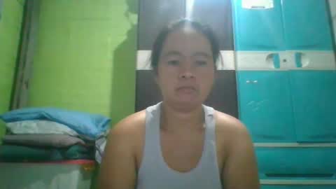 Snapshot of hotchicks4uxx chatting on 01-16-25, 10:44 hotchicks4uxx online show from 01-16-25, 10:44