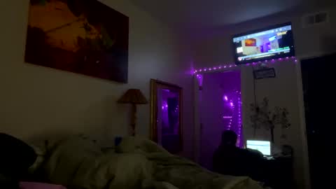 hotcouple1319 online show from 10-07-25, 07:49