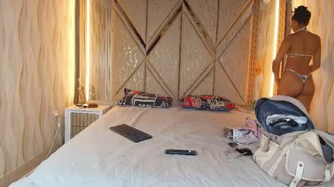 hotcouple_222 online show from 04-09-26, 01:27