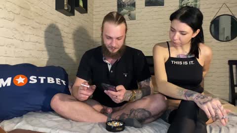 YounHotCouple online show from 12-30-24, 01:03