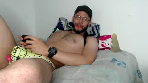 Snapshot of hotdereck33 chatting on 03-01-25, 09:18 hotdereck33 online show from 03-01-25, 09:18